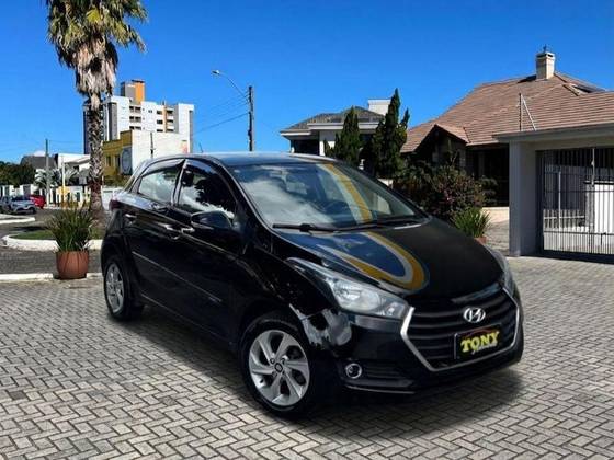 HYUNDAI HB20S 1.6 COMFORT PLUS 16V FLEX 4P AUTOMÁTICO HYUNDAI HB20S 1.6 COMFORT PLUS 16V FLEX 4P AUTOMÁTICO